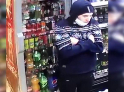 Полиция просит помощи в поиске 30-летнего мошенника