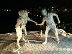 Скейтбордистка, такса и мальчик поселились в столичном парке «Валя Морилор»