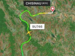 СМИ: Самолетом молдавской авиакомпании управлял пьяный пилот 