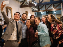 Картины 22-летнего художника из Молдовы вызвали фурор на выставке в США