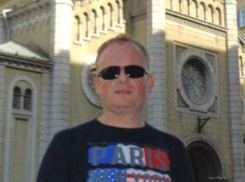 Известный молдавский гей, осужденный за педофилию, заявил о своей верности любовнику 