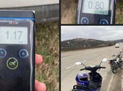 Под Яловенами задержаны двое пьяных вдрызг мотоциклистов