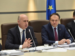 Беспредентное решение: правящий альянс запретил молдавским чиновникам ездить в Россию 