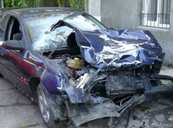 Пьяный житель Бендер на «Опеле» протаранил «Мерседес»