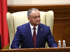 Додон: Решение Европарламента отложить финансирование Молдовы приблизит досрочные выборы 