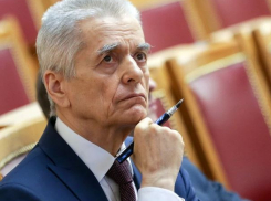 Онищенко объяснил, почему в Молдове мало российских лекарств