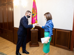 Великобритания вернет Молдове часть денег, удержанных у сына Влада Филата 