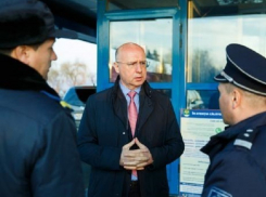 Премьер-министр Молдовы внезапно оказался на таможне