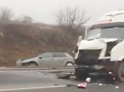 Перелом позвоночника получил водитель легковушки, протаранивший маршрутку в Хынчештах 