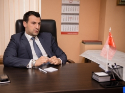 Скандально известного риелтора объявили в международный розыск 