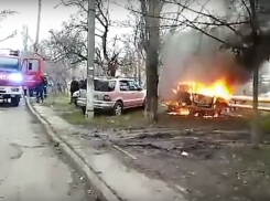 Очередной автомобиль, охваченный огнем в Кишиневе, сняли на видео
