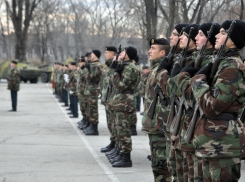 Двое мужчин потребовали 800 евро за «спасение» от армии юного бельчанина 