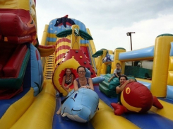 Девушка погибла от удара током на батуте