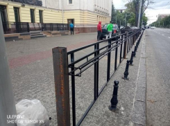 В центре Кишинева установили новые антипарковочные ограждения