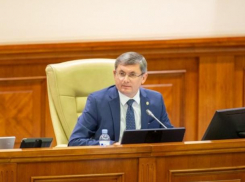 Игорь Гросу поздравил школьников с окончанием учебного года: «Будьте будущим европейской Молдовы»