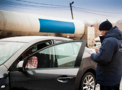 Нарушителям ПДД, избегающим оплаты штрафов, выдавать штрафные квитанции будут на границе 