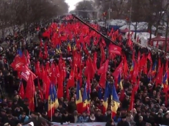 LIVE! В центре Кишинева проходит митинг за досрочные выборы 