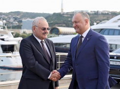 Увеличить товарооборот между Молдовой и Азербайджаном намерен Игорь Додон 