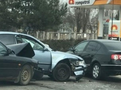 Цепная авария на Узинилор - пострадали три машины