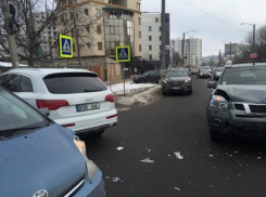 В Кишиневе столкнулись сразу три автомобиля
