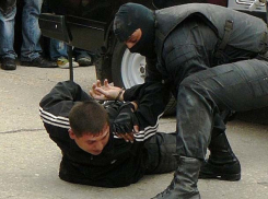 Коллекцию наручных часов и драгоценности на крупную сумму вынес молдаванин из квартиры москвички 