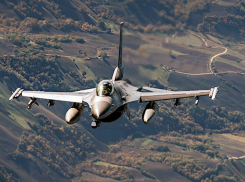 Минобороны опровергло информацию про истребители F-16 и их размещение в Молдове