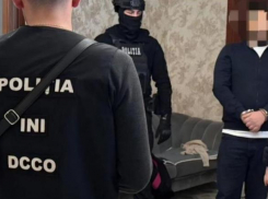 В Кишинёве два брата вымогали 9 тысяч евро после игры в покер