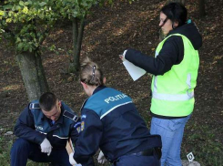 Мужчина покончил с собой в уезде Ботошань после самоубийства сына