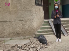 Кишиневцы едва не погибли от рухнувшего фрагмента балкона