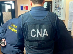 Взяточники на таможне: Обыски в Леушенах вскрыли схемы, 6 сотрудников пойдут под суд