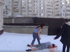В Кишиневе молодой человек подарил возлюбленной на 14 февраля свое «самоубийство»