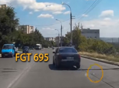 «Свинский» удар по Кишиневу из иномарки сняли на видео