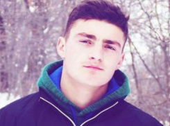 Несовершеннолетний парень собрал валюту и исчез в Теленештском районе 