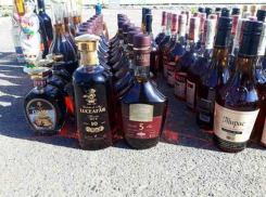 С контрабандой в 740 бутылок алкоголя молдаване попались пограничникам в Сумской области 