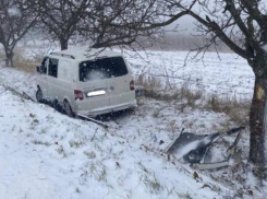 Попавшие в смертельное ДТП сегодня люди ехали на похороны, в салоне авто был гроб