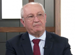 Мунтяну: Живу в отеле, планов не строю - возможно, моя миссия будет короткой