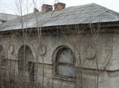 Легендарный  «дом с привидениями» в Кишиневе начали сносить