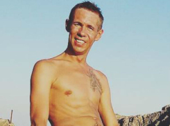 Голый Алексей Панин показал себя на нудистском пляже: «Свобода!»