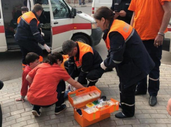 В выходные более 6500 тысяч пациентов по всей стране обратились в «Скорую помощь»