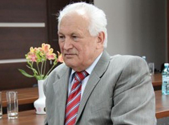 От неизлечимой болезни умер бывший премьер-министр Молдовы Ион Чубук