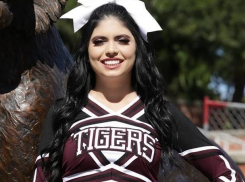 «Крайне жесткий секс» молодого человека с чирлидершей на заправке закончился ее гибелью 