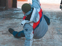 Житель Ниспорен впал в кому после удара головой об лед 