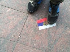 Водитель из Молдовы пережил издевательства националистов в Одессе из-за российского флага