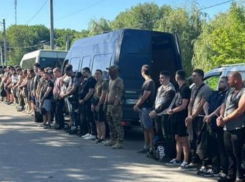 47 украинских граждан пытались нелегально проникнуть в Молдову на пяти машинах