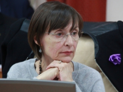 Министр просвещения Корина Фусу и ее заместители подали в отставку