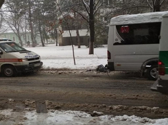 Девочка пострадала в столкновении маршрутного такси и иномарки в Кишиневе 