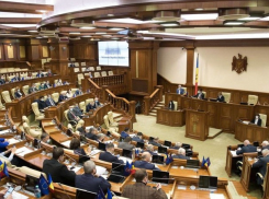 Парламент Молдовы принял закон для решительной борьбы с электоральной коррупцией