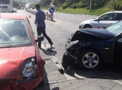 Неожиданный маневр лихача на BMW привел к госпитализации водителя в Яловенах 