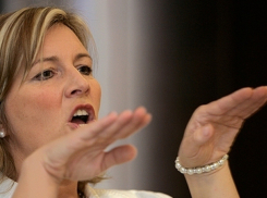 Новый международный скандал на Украине: пограничники не пустили в страну депутата Европарламента 