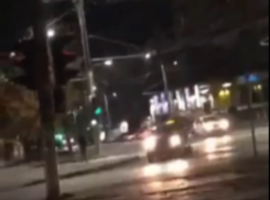 Плевали на всех! В Кишиневе продолжаются ночные гонки